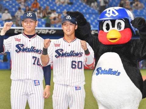 つば九郎も含めて、記念撮影！