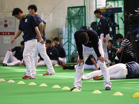 倒れ込む選手も…