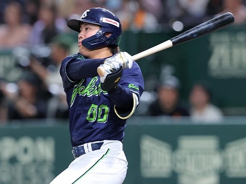 https://www-static.yakult-swallows.co.jp/upload/photo/archive/n-f7614ddc6795dccc284644c47cbfebd5.jpg?auto=avif,webp&quality=90