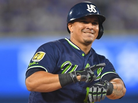 オスナ選手が貴重な追加点となる14号2ラン！