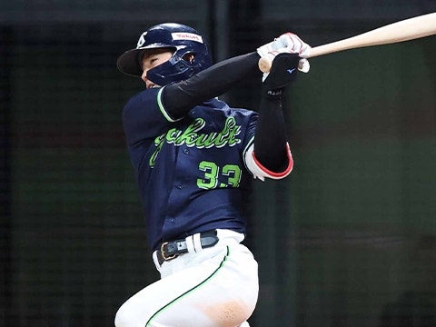 https://www-static.yakult-swallows.co.jp/upload/photo/archive/n-f80f24ab66017d0f4121d83a047983f9.jpg?auto=avif,webp&quality=90