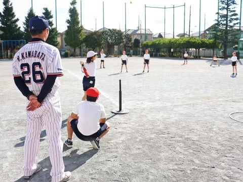 河端氏、徳山氏が練馬区練馬東小学校で打ち方指導！
