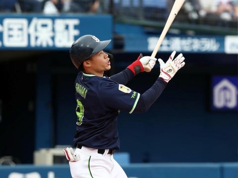 塩見選手が先制の5号ソロ！