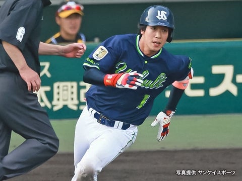 3打数3安打3打点2盗塁の活躍