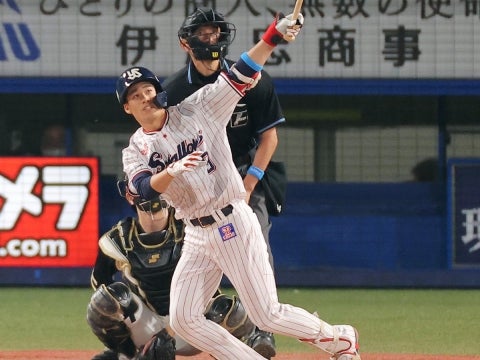 塩見選手が5号ソロ