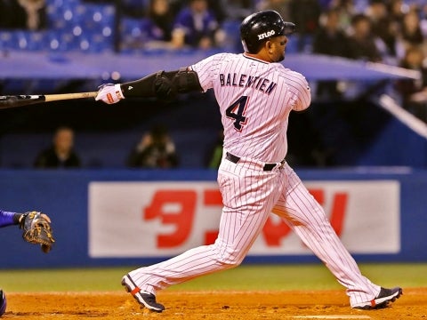 バレンティン選手が2安打1打点の活躍